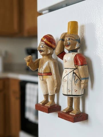 Kondapalli Fridge Magnets Pair - View 3