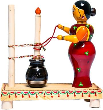 Etikoppaka Milk Chilling Lady - View 2