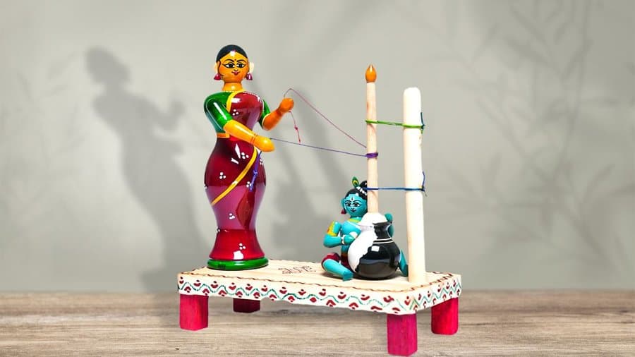 Etikoppaka Krishna & Milk Chilling Lady