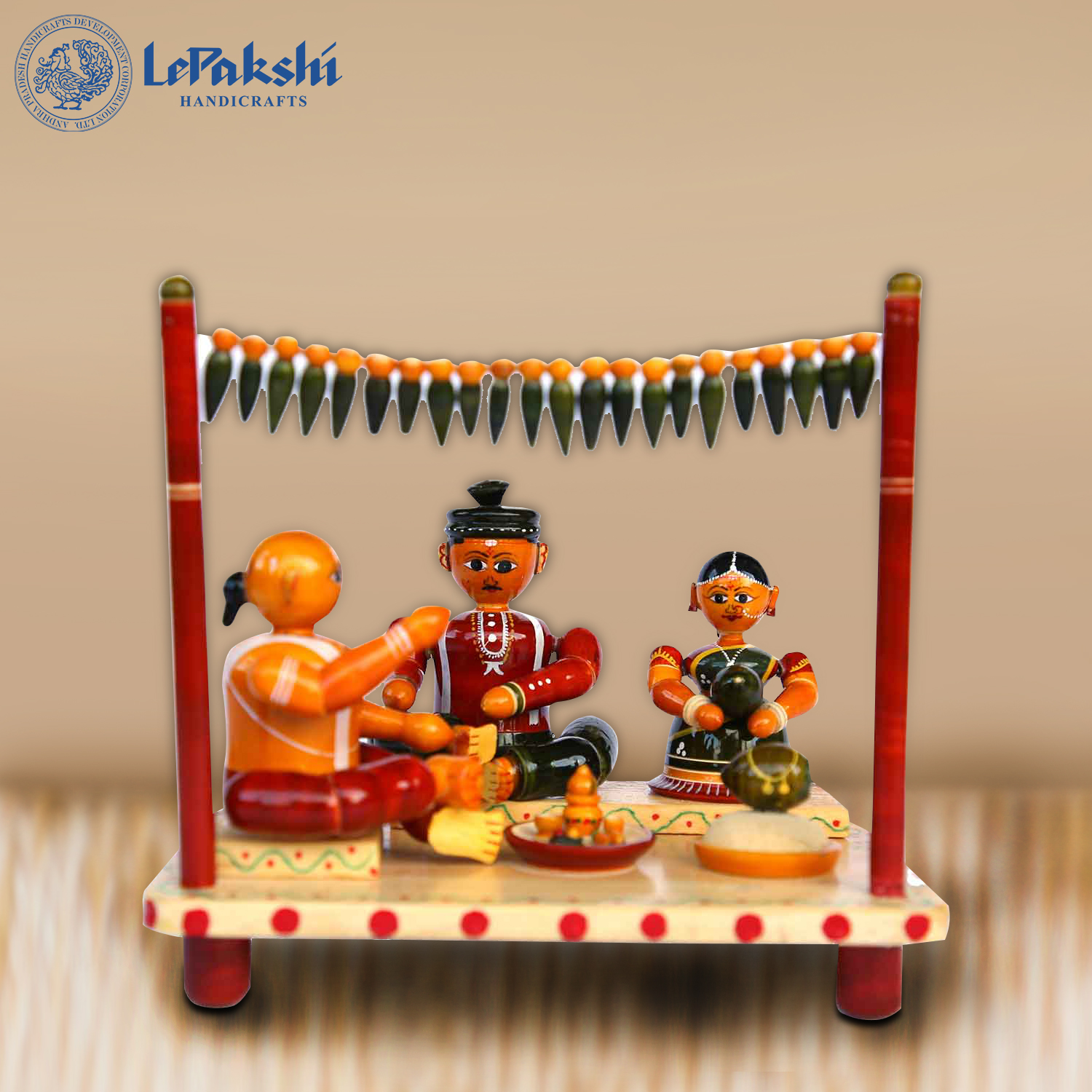 Etikoppaka Bommalu Traditional Marrige Set | Ankudu Wood | 19 x 14 x 18  Inches – Lepakshi